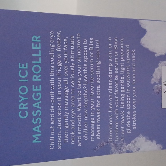 bliss Cryo Ice Massage Roller - Picture 3 of 3